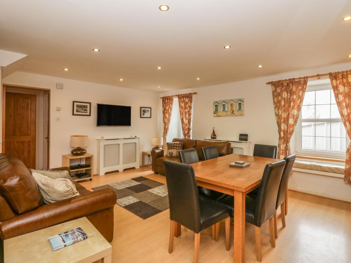 Flourloft Apartment Pittenweem Bagian luar foto